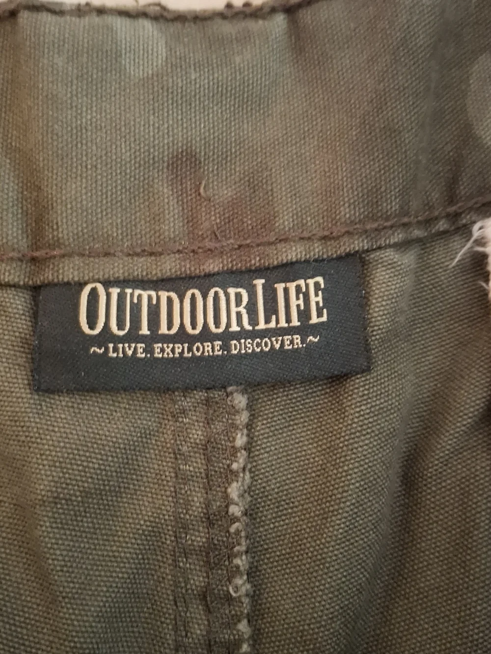 Outdoor Life Men's Olive Camo Utility Cargo Shorts